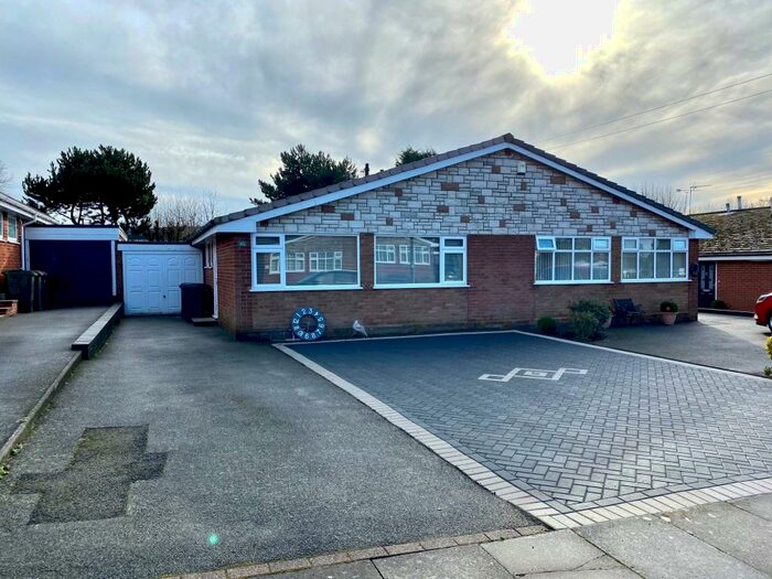 2 Bedroom Semi-Detached Bungalow To Rent In St. Helens Way, Allesley, Coventry, CV5