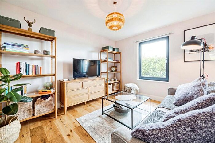 2 Bedroom Detached House For Sale In Rosneath, Helensburgh, Argyll And Bute, G84