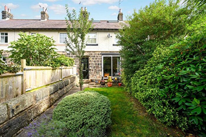 3 Bedroom Terraced House For Sale In Avenue Terrace, Yeadon, Leeds, LS19