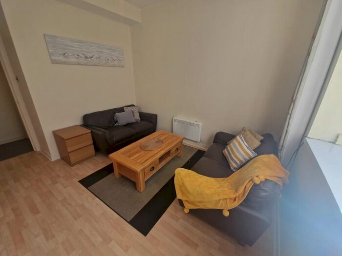 1 Bedroom Flat To Rent In Adelphi, City Centre, Aberdeen, AB11