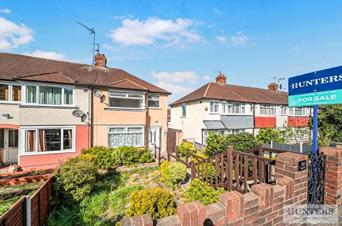 3 Bedroom End Of Terrace House For Sale In Abbey Road, Belvedere, DA17