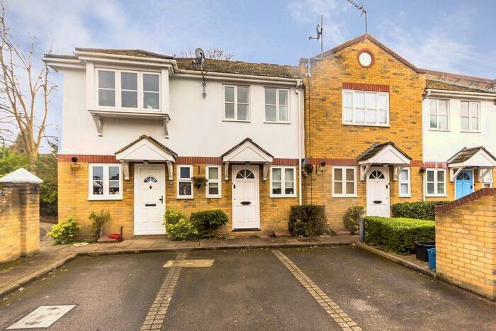 2 Bedroom Terraced House To Rent In Radcliffe Mews, Hampton Hill, Hampton, TW12