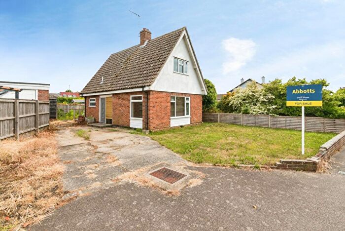 2 Bedroom Detached House For Sale In Field Lane, Kessingland, Lowestoft, Suffolk, NR33