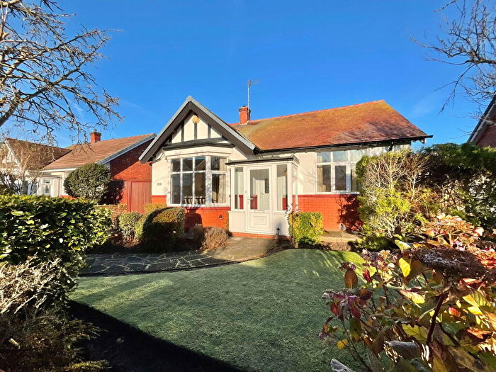 2 Bedroom Detached Bungalow For Sale In Carnarvon Road, Birkdale, Southport, PR8