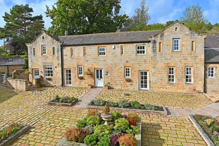 4 Bedroom Barn Conversion To Rent In Home Farm Square, Birstwith, Harrogate, HG3