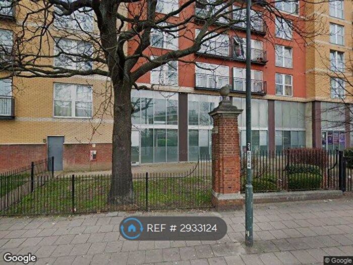 2 Bedroom Flat To Rent In London, London, IG2