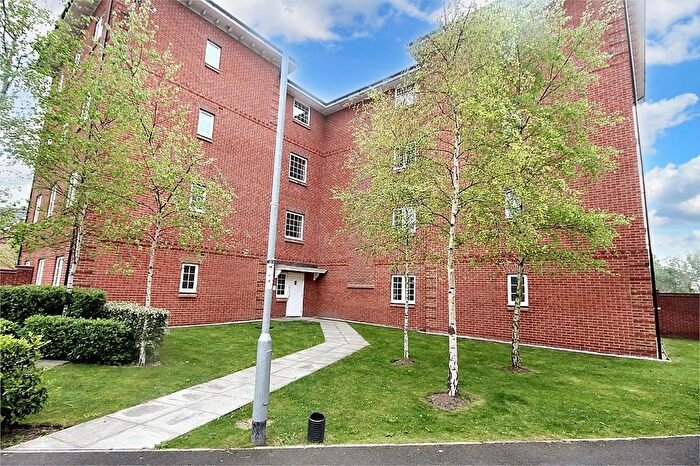 2 Bedroom Flat To Rent In Greenings Court, Warrington, WA2