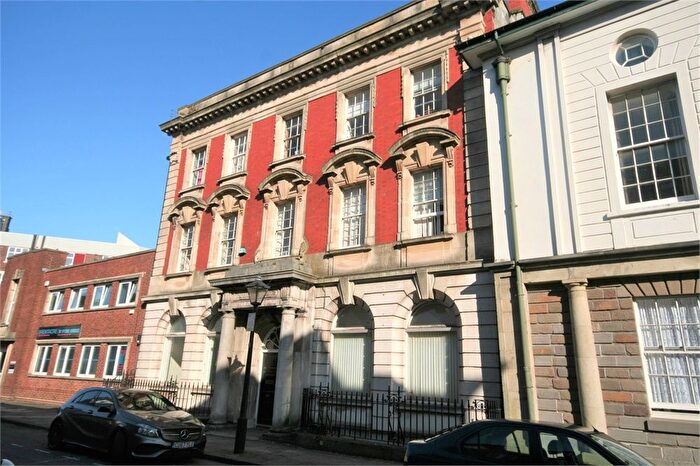 1 Bedroom Flat To Rent In Pembroke Buildings, Swansea, SA1