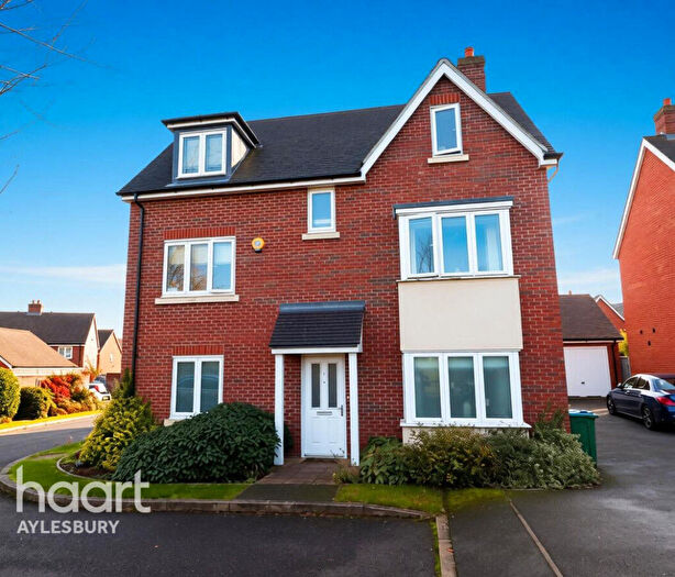 5 Bedroom Detached House To Rent In Jupiter Close, Aylesbury, HP18