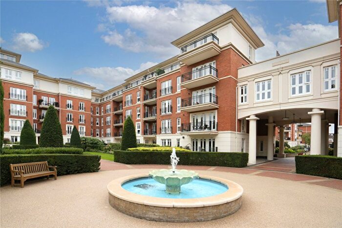 1 Bedroom Flat For Sale In Denton Road, Twickenham, TW1