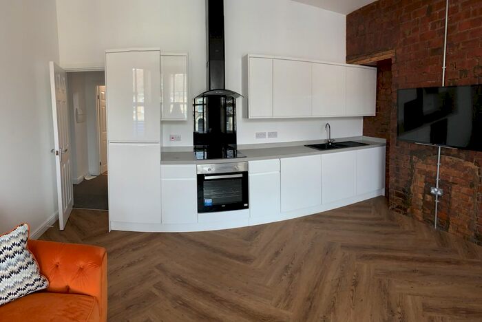 2 Bedroom Flat To Rent In Beverley Road, Hull HU5