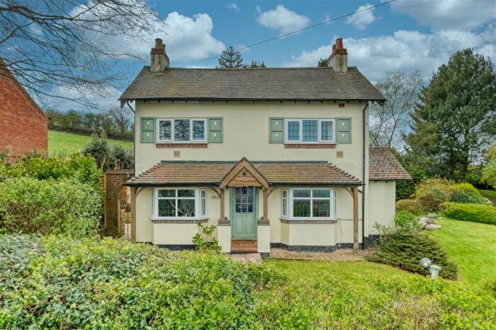 3 Bedroom Cottage For Sale In Dark Lane, Romsley, Halesowen, B62