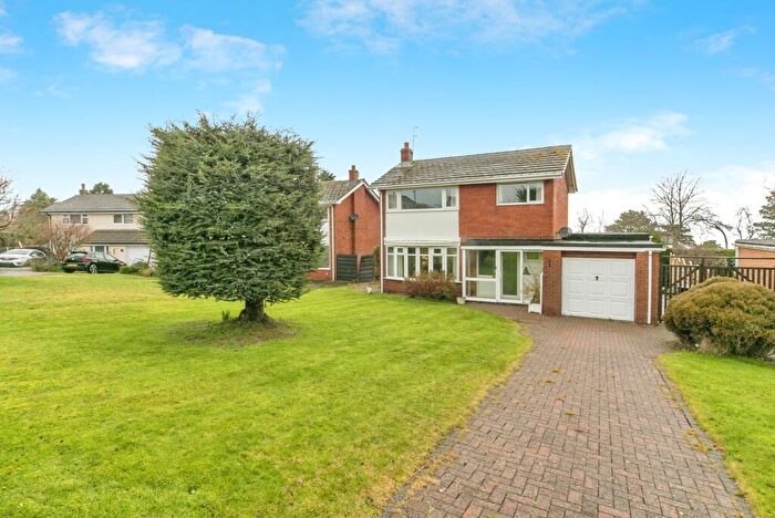 3 Bedroom Detached House For Sale In Sunningdale Avenue, Colwyn Heights, Colwyn Bay, Conwy, LL29