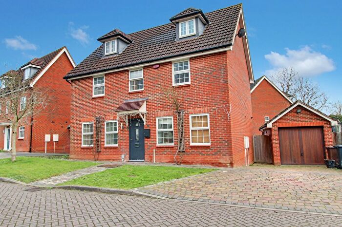 5 Bedroom Detached House To Rent In Spindlewood End, Ashford, TN23