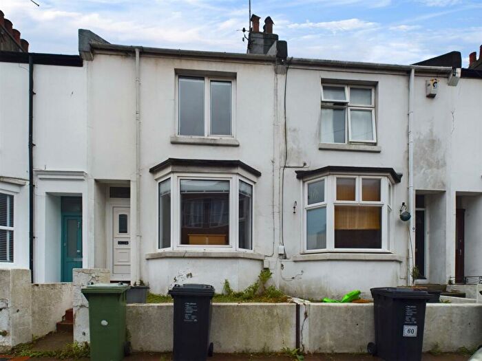 3 Bedroom Terraced House To Rent In Dewe Road, Brighton, BN2