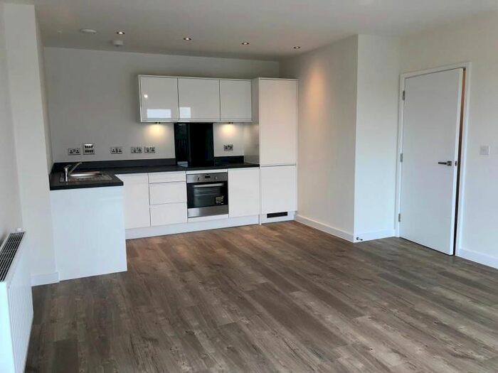 3 Bedroom Flat To Rent In Errol Court, Tottenham, N17