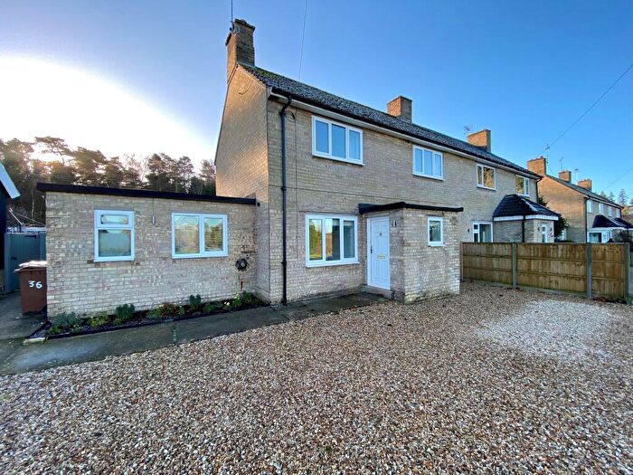 3 Bedroom Semi-Detached House To Rent In Santon Downham, Brandon, IP27