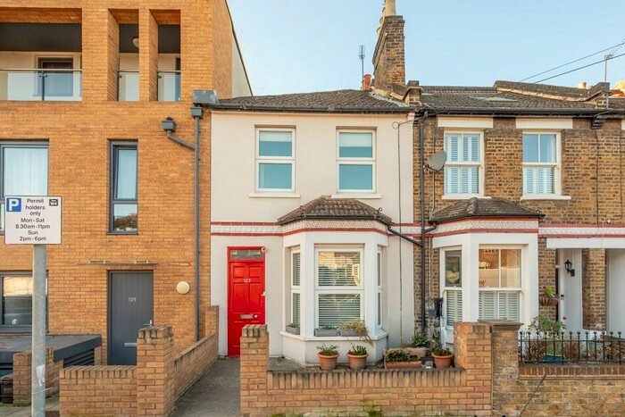 3 Bedroom Terraced House To Rent In Palmerston Road, Wimbledon, London, SW19