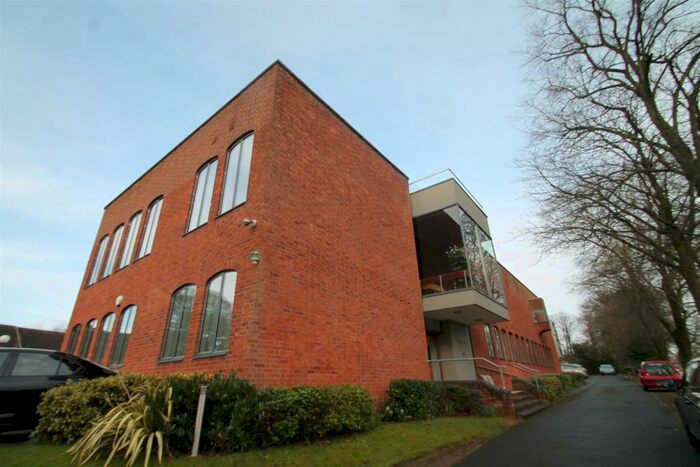 2 Bedroom Apartment To Rent In The Grove, Harborne Park Road, Harborne, B17