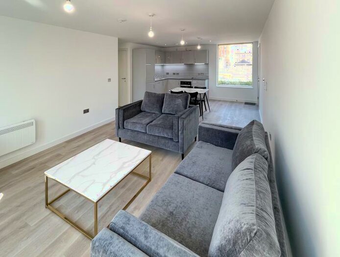 2 Bedroom Apartment To Rent In Apt :: The Quarters, M1