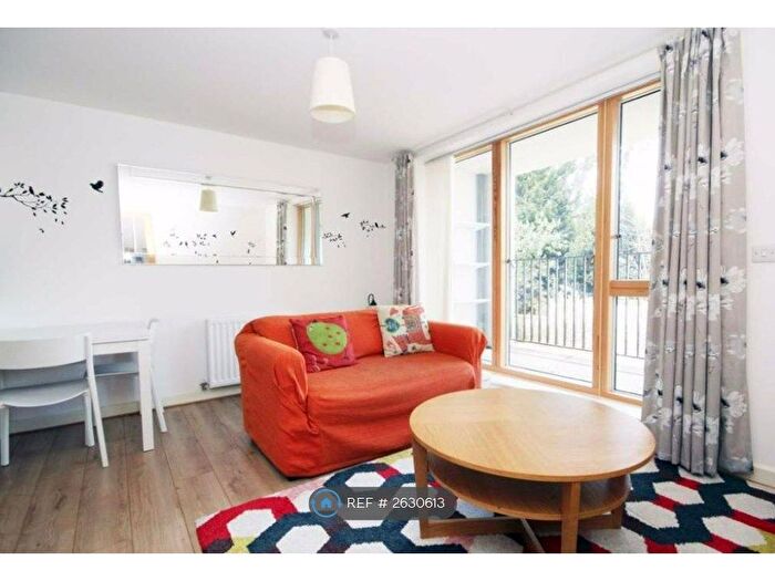 1 Bedroom Flat To Rent In Sussex Way, London, N7