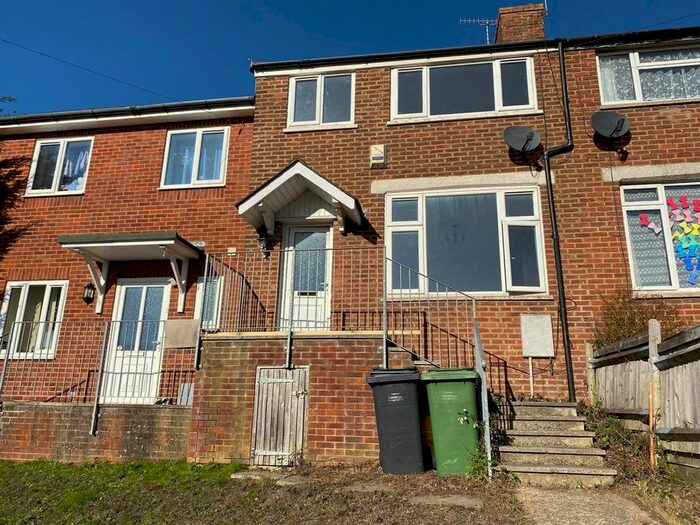 3 Bedroom Terraced House To Rent In Clifton Road, Hastings, TN35