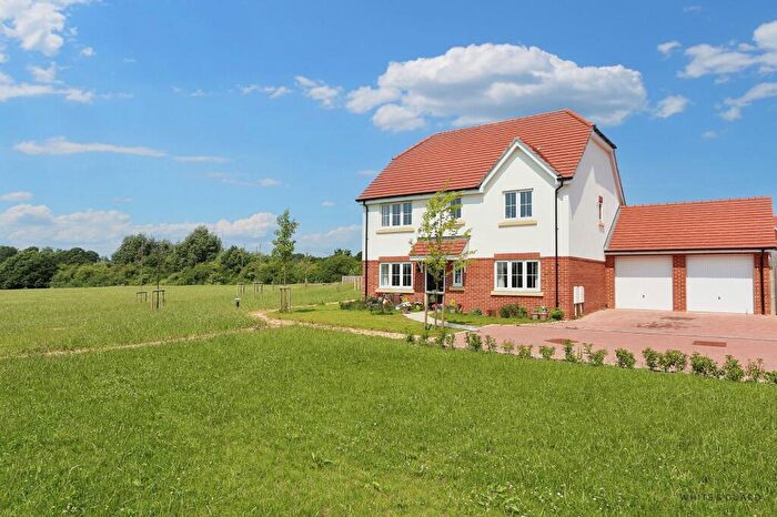 4 Bedroom Detached House For Sale In Colt View, Bishops Waltham, SO32