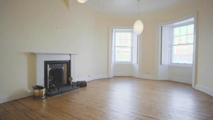 3 Bedroom Flat To Rent In High Street, South Queensferry, EH30