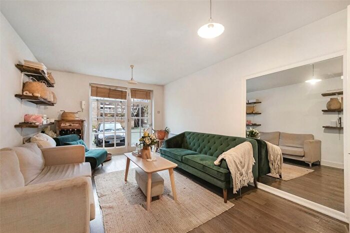 1 Bedroom Apartment To Rent In Dunbridge Street, London, E2