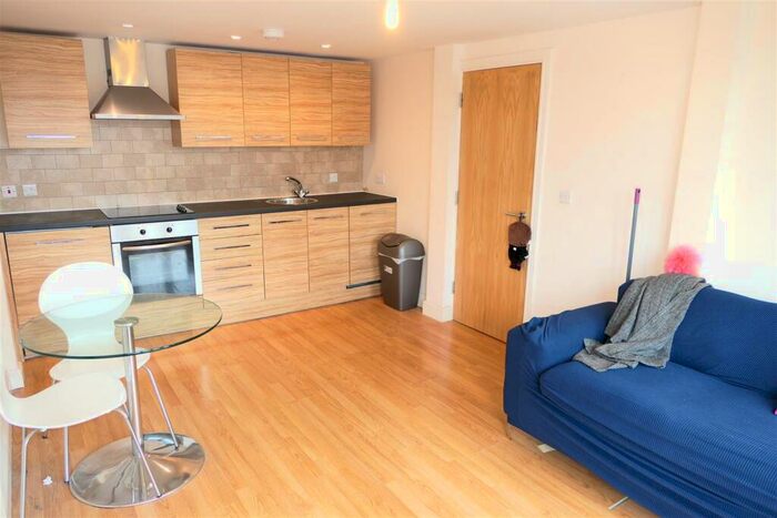 1 Bedroom Flat To Rent In Bank House, Queen Street, Leeds, LS27