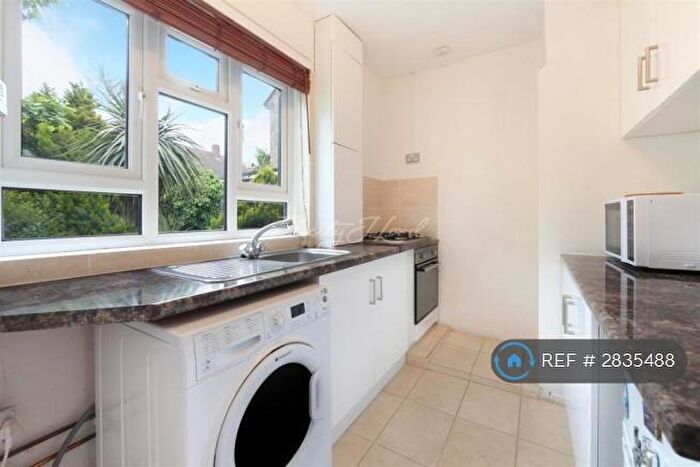 1 Bedroom Bungalow To Rent In Susan Road, London, SE3