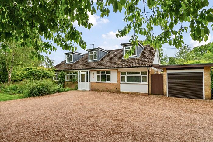 5 Bedroom Detached Bungalow For Sale In Cedar Grove, Bellingdon, HP5