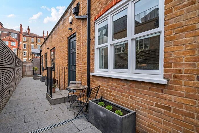 1 Bedroom Flat For Sale In King Street, Hammersmith, London, W6