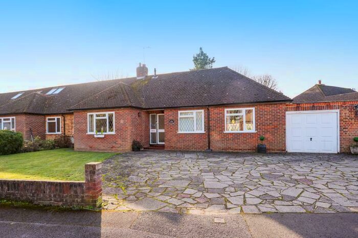 3 Bedroom Detached House To Rent In Fortescue Road, Weybridge, Surrey, KT13