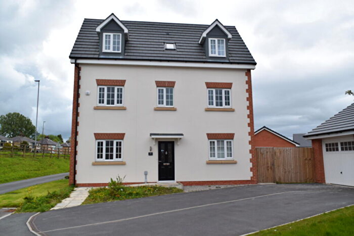 4 Bedroom Detached House To Rent In Christabelle Lane, BB2