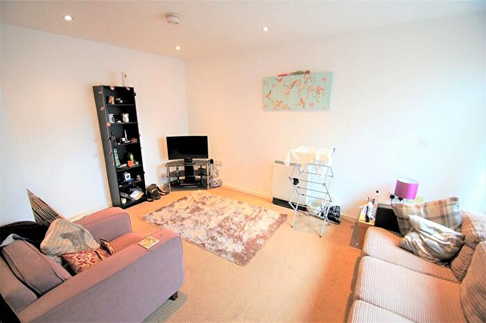 1 Bedroom Apartment To Rent In The Citadel, Manchester, M4