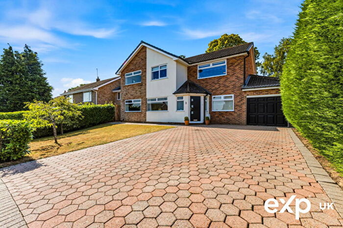 5 Bedroom Detached House For Sale In Highfield Close, Ravenshead, NG15