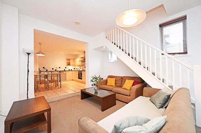 1 Bedroom Maisonette To Rent In Flat, A Fulwood Road, Sheffield, S10