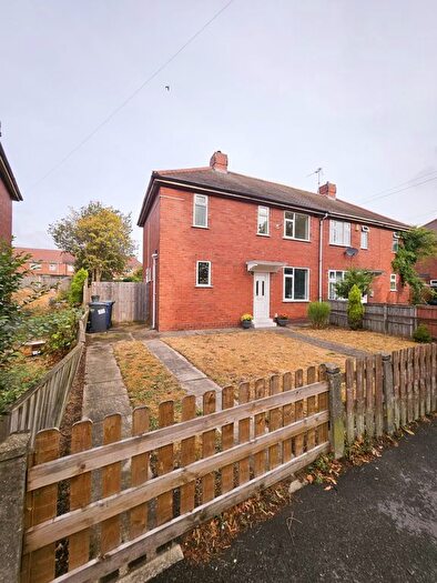 3 Bedroom Semi-Detached House For Sale In Parkway North, Wheatley, DN2