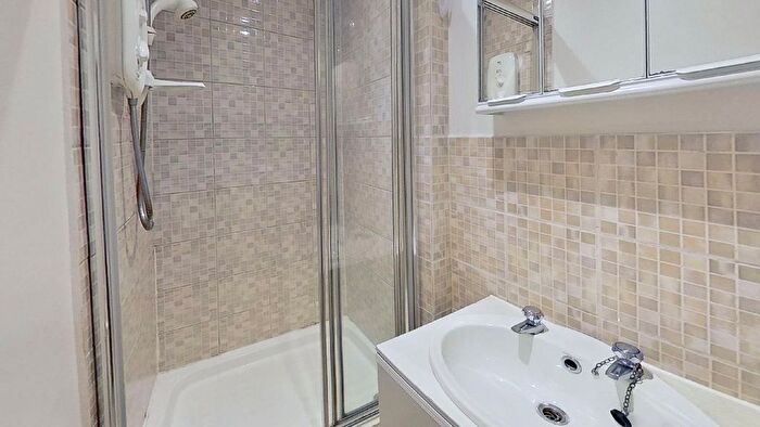 1 Bedroom Flat To Rent In Grove Street, Edinburgh, EH3