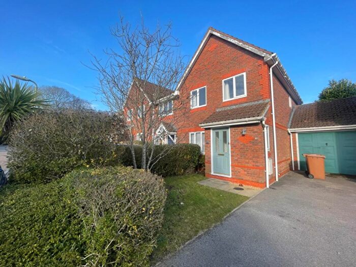 3 Bedroom Semi-Detached House To Rent In Fairbairn Walk Silver, Chandler's Ford, Hampshire, SO53