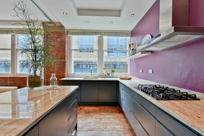 2 Bedroom Flat To Rent In Shepherdess Walk, London, N1