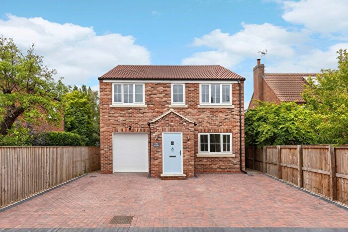 4 Bedroom Detached House For Sale In North Street, Barmby-On-The-Marsh, Goole, East Riding Of Yorkshire, DN14