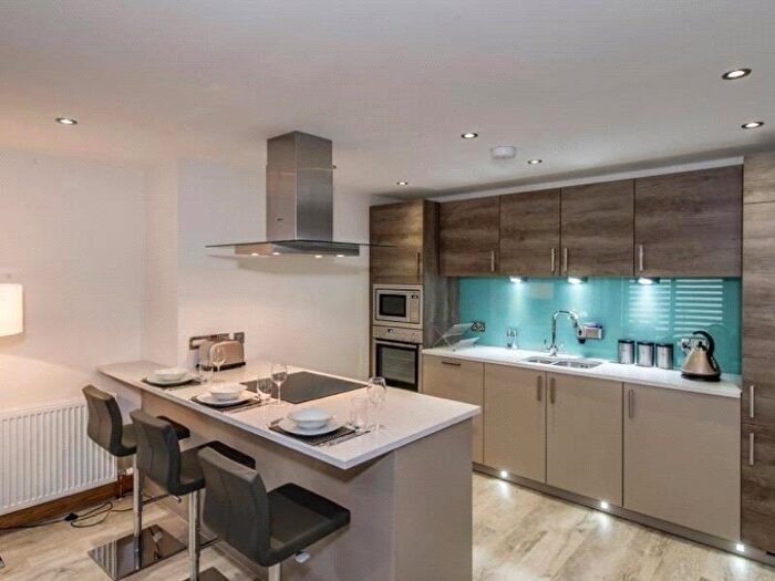 2 Bedroom Flat To Rent In Beaconsfield Mews, Beaconsfield Place, Aberdeen, AB15