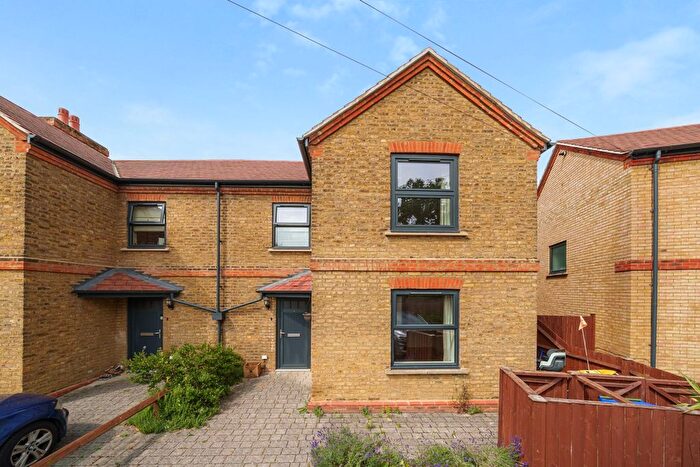 3 Bedroom Semi-Detached House To Rent In Carleton Close, Esher, KT10