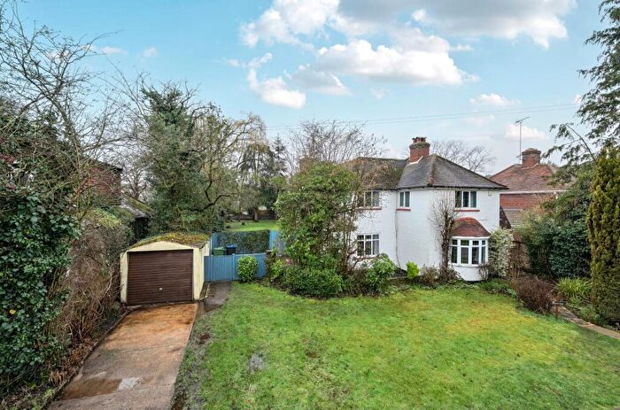 4 Bedroom Detached House To Rent In Grosvenor Road, Chobham, Woking, GU24