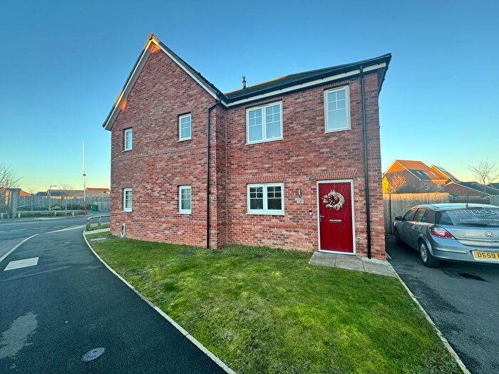 2 Bedroom Semi-Detached House To Rent In Rosebay Gardens, Mansfield, NG21