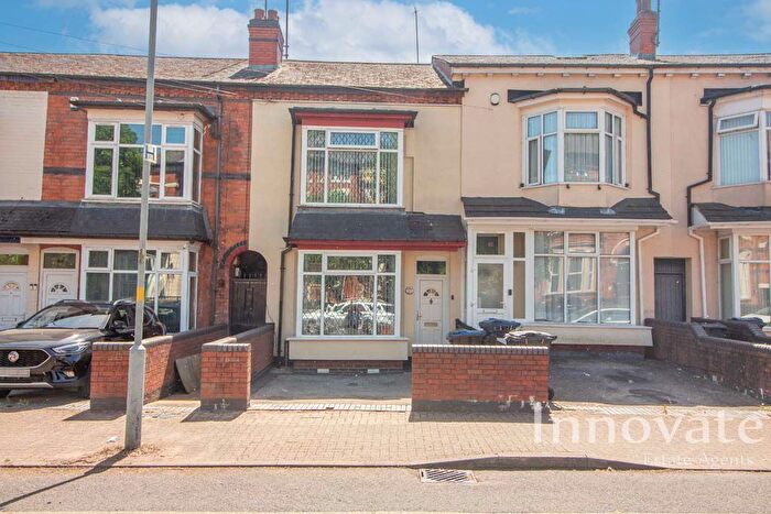 3 Bedroom Terraced House For Sale In South Road, Birmingham, B18