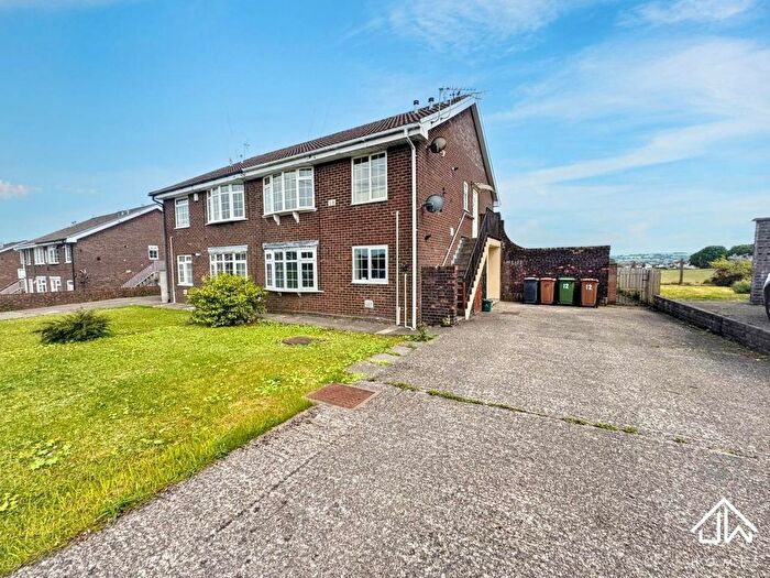 2 Bedroom Flat For Sale In Beaumaris Way, Grove Park, NP12