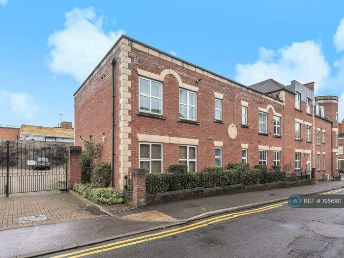 1 Bedroom Flat To Rent In South Street, Reading, RG1
